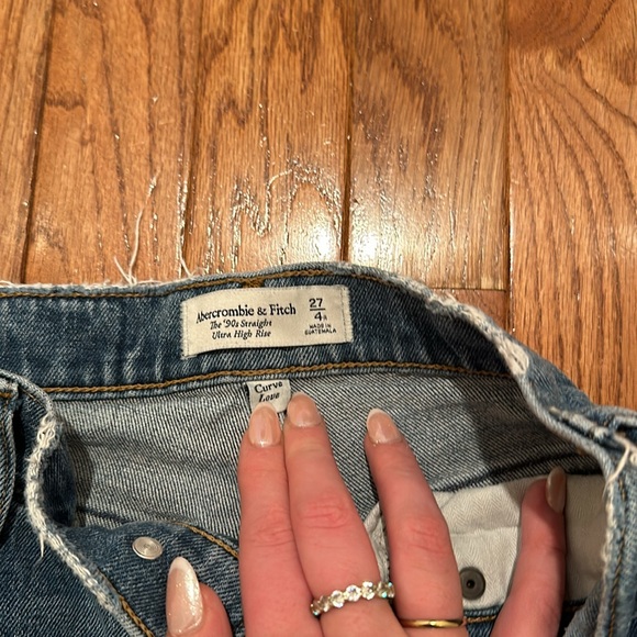 Abercrombie and Fitch 90 straight jeans, medium wash. - Picture 2 of 3